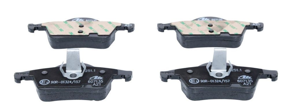 Remblokset achteras S60,V70N,S80 Keramis