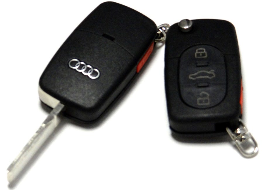 Sleutel cover Audi 3-knops 2 batterijen